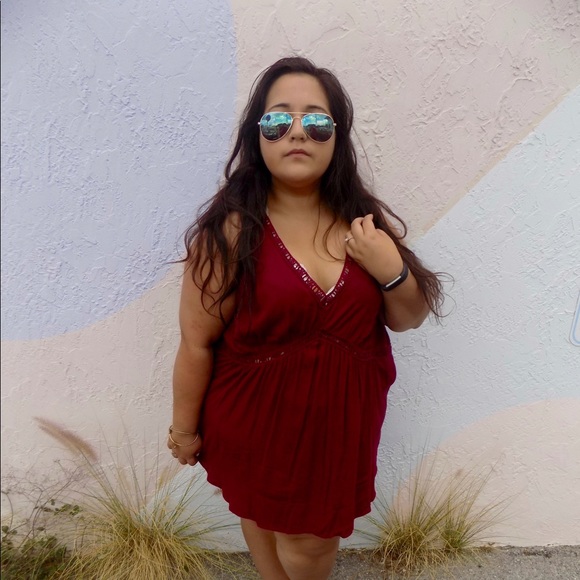 I'm Cheyenne! Welcome to my Closet! - Picture 3 of 4