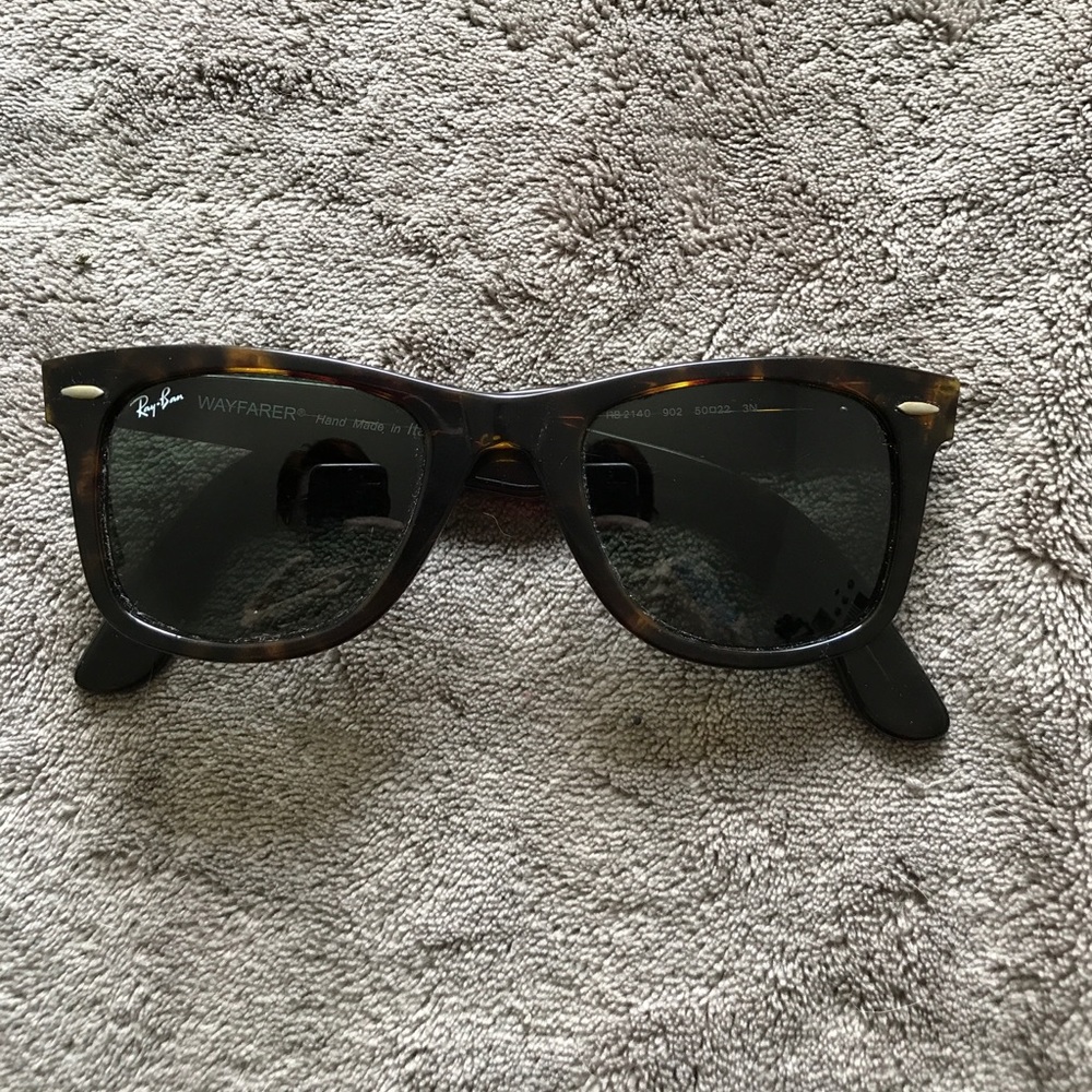 Ray Ban Tortoise Wayfarer