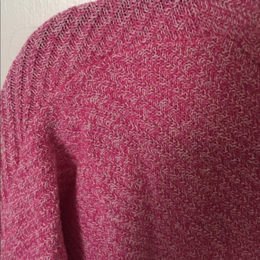 Express sweater! - Picture 3 of 3