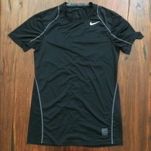 Nike Pro dry fit fitted workout shirt Nike Pro dry fit fitted workout shirt