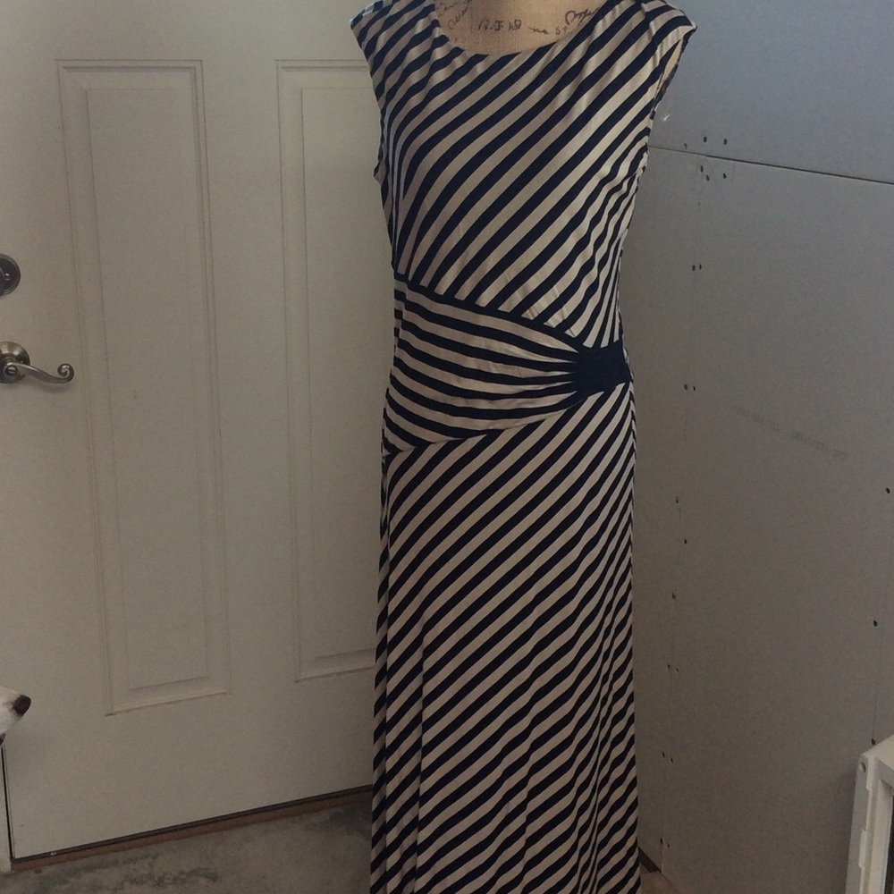Beige by eci New York dress