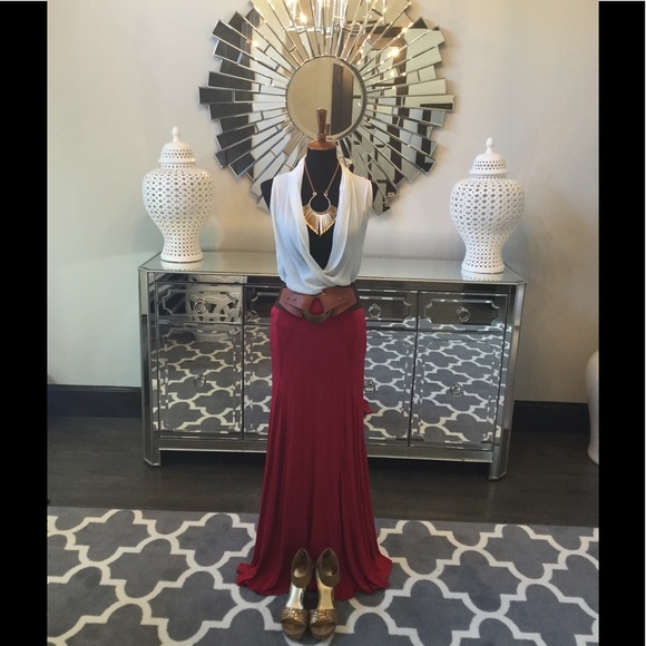 Anthropologie Dresses & Skirts - Flash Sale🔥🔥 Maeve Red Maxi Skirt