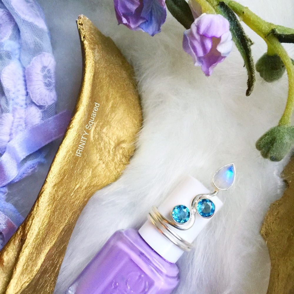 . {MOONSTONE + BLUE AGATE} + .925 Silver Ring o/s