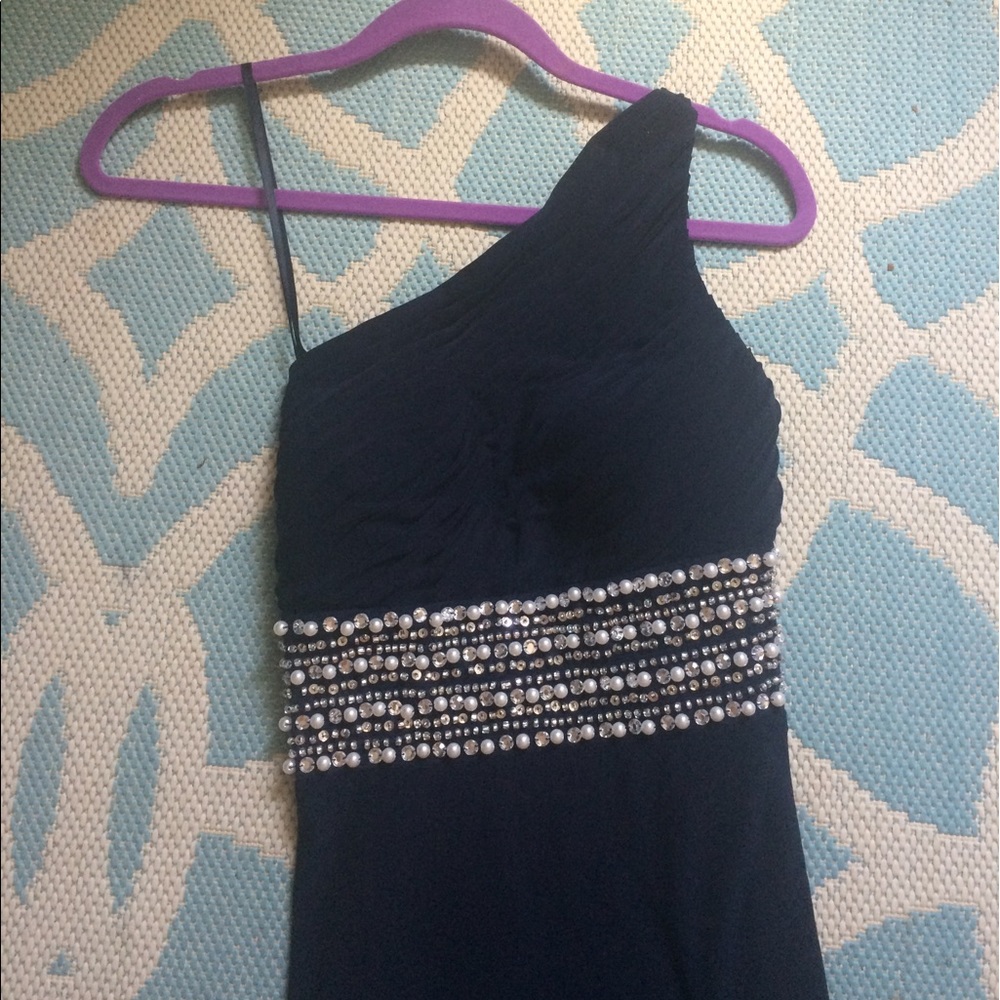 BRAND NEW Floor length dress gown prom