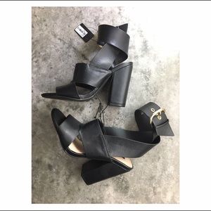 Forever 21 Strappy Faux Leather Sandal