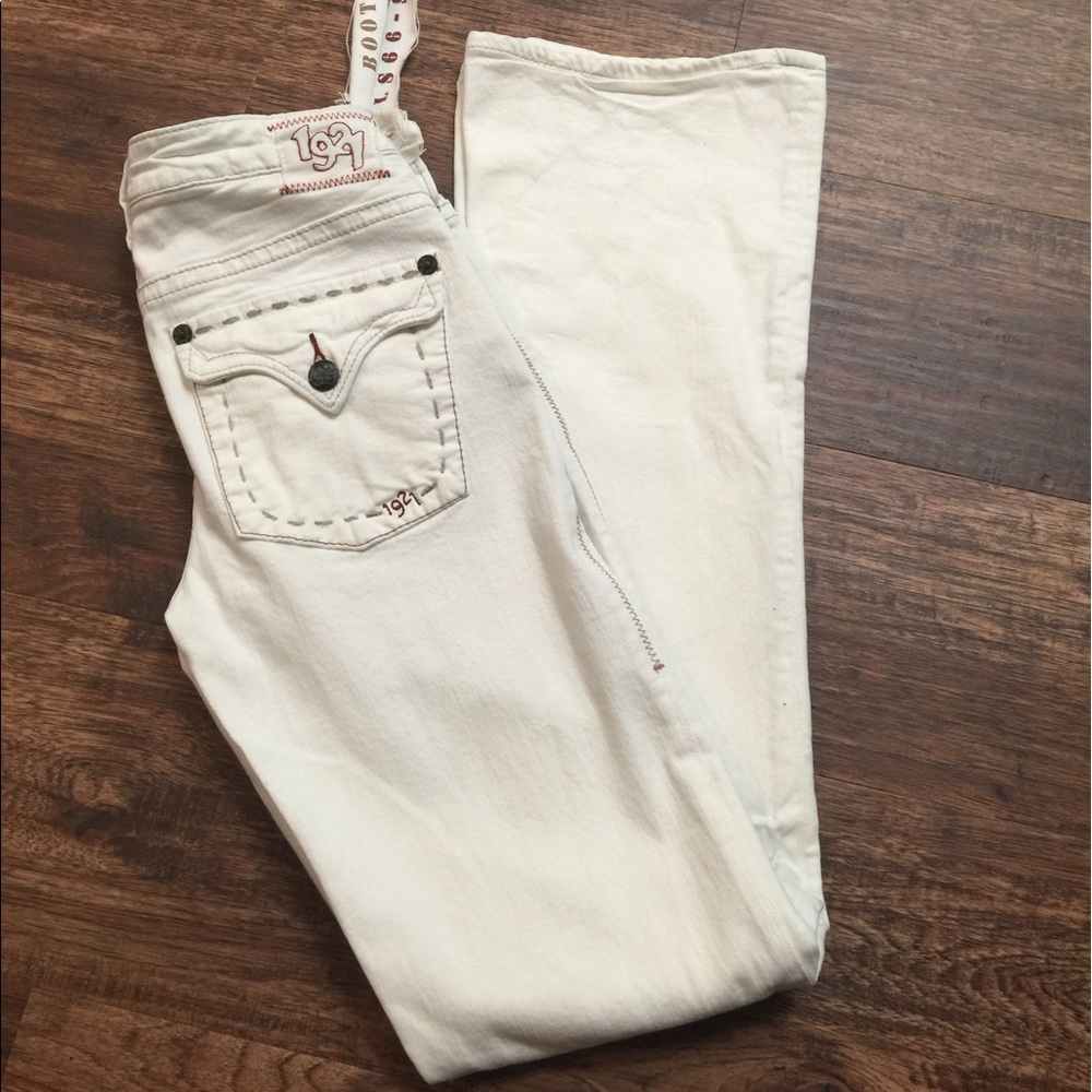New 1921 White Jeans