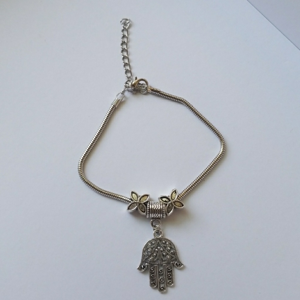 Tibetan hand pandora silver bracelet