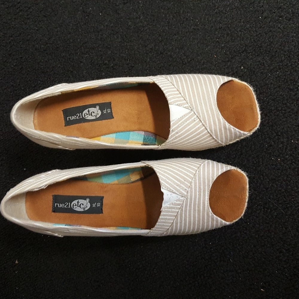 Tan and White Striped Wedges