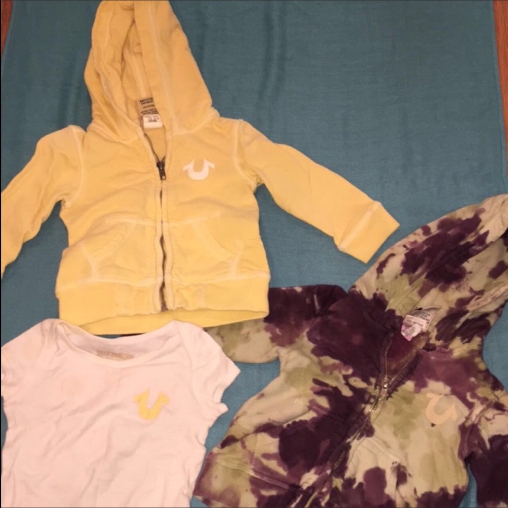 2 TRUE RELIGION HOODIES AND 1 MATCHING SHIRT 6-12M