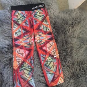 Nike capris leggings