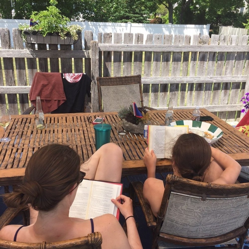 Meet your Posher, Caitlin