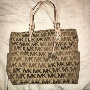 Michael Kors purse