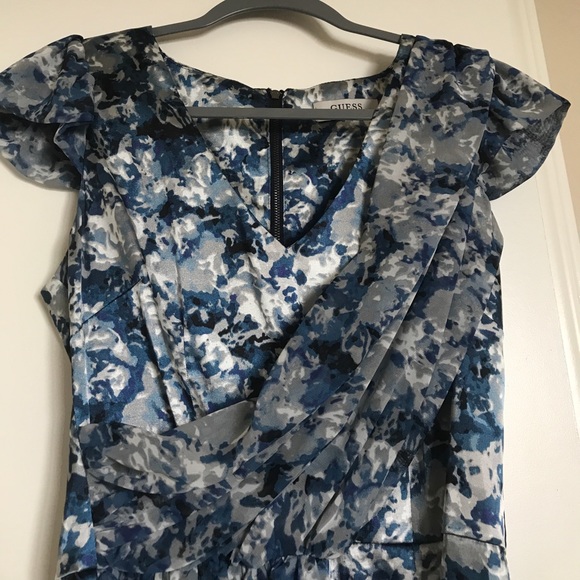 Dress - Picture 2 of 8