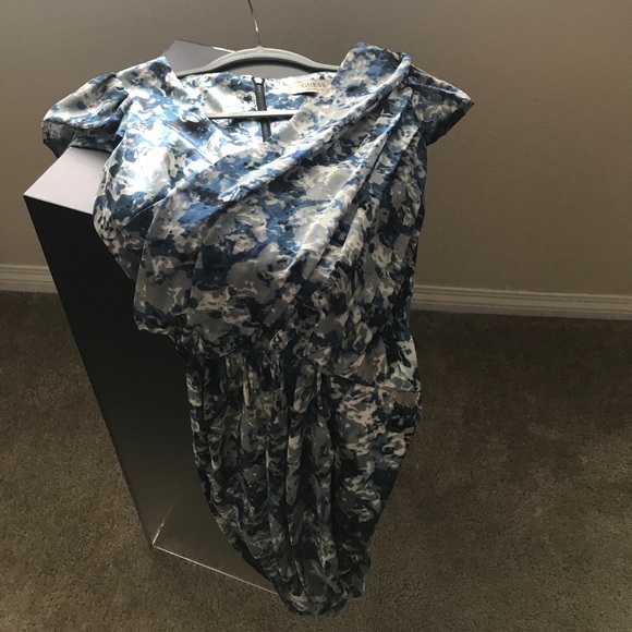 Dress - Picture 5 of 8