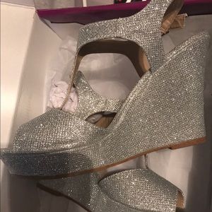 Silver Sparkle Rampage Wedges