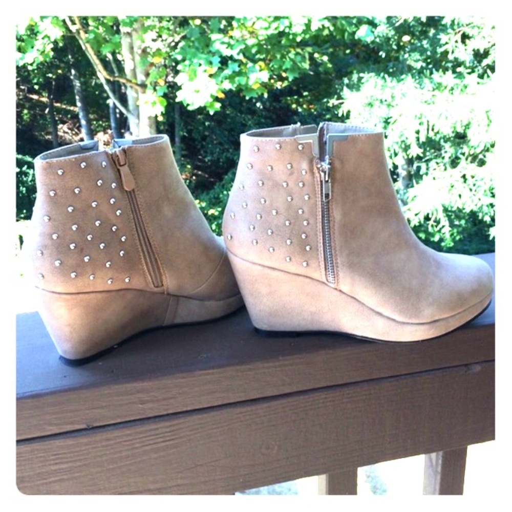 Booties! Super cute!