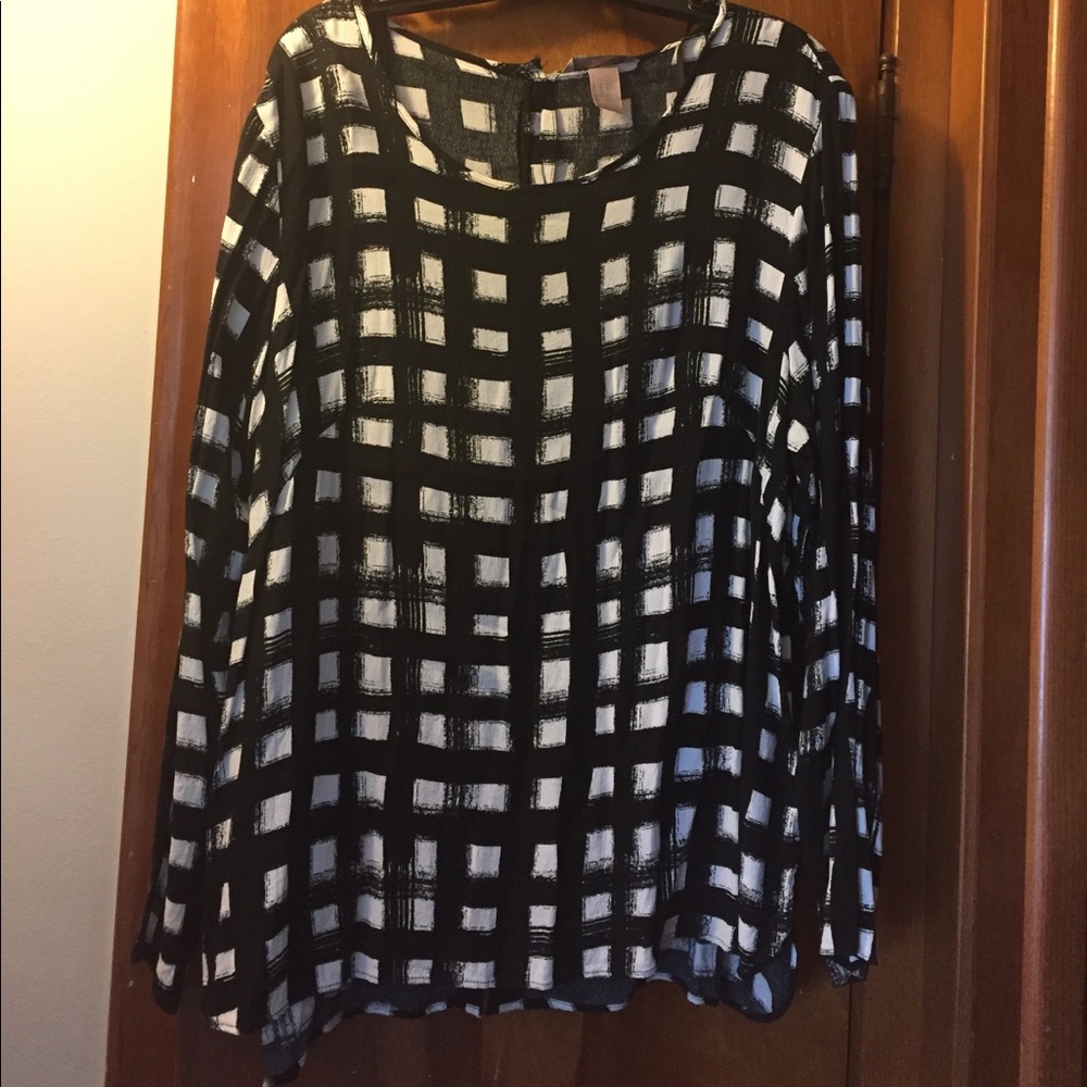 H&M shirt black and white