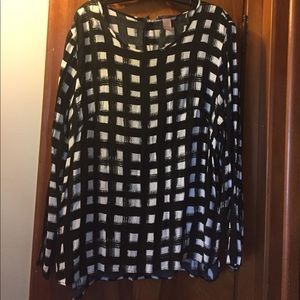 H&M shirt black and white