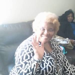 Meet your Posher, Annie