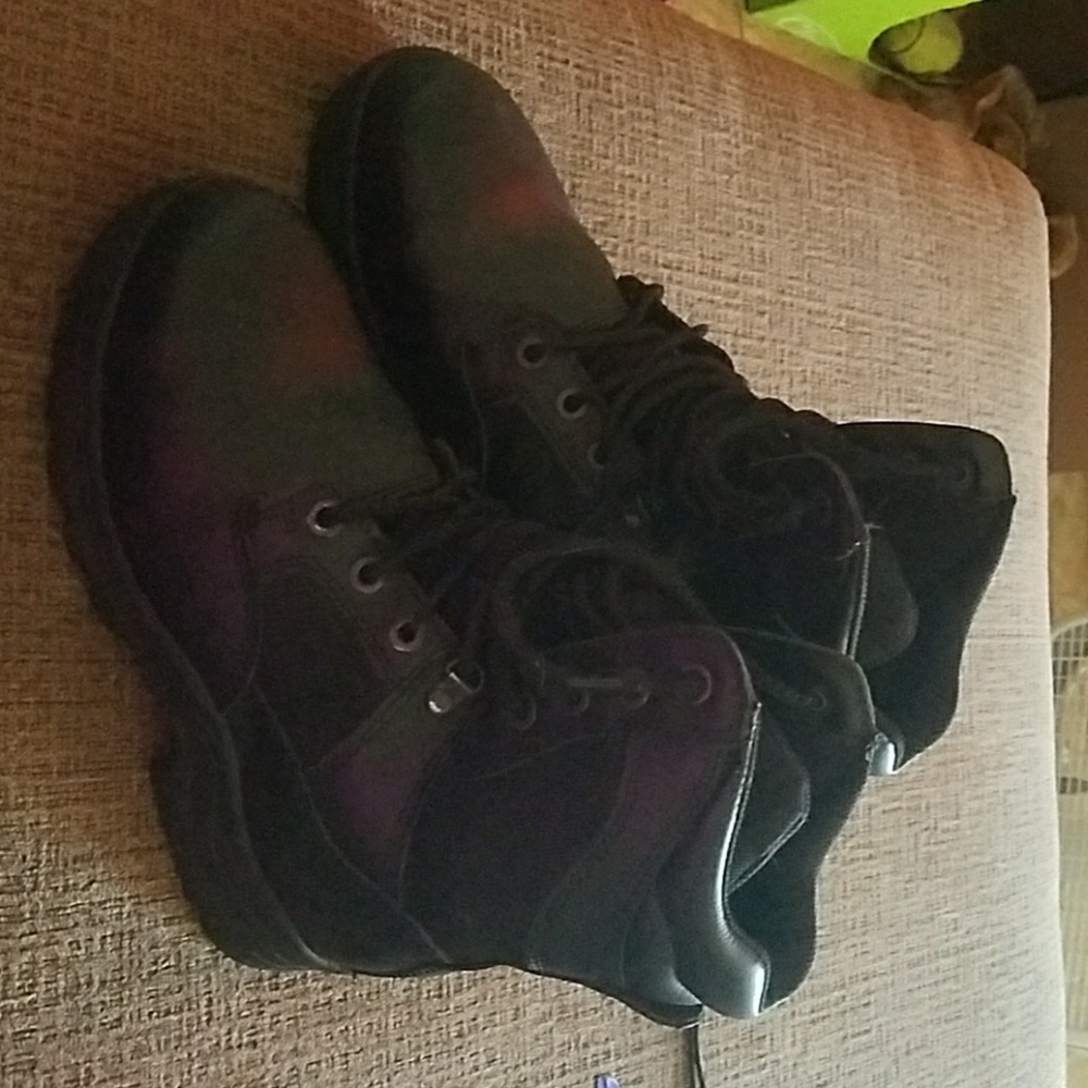 Men's size 7 w steel toe boots
