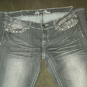 Request Jeans