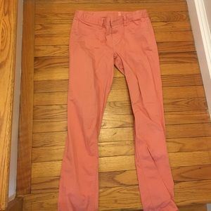 Salmon jeans