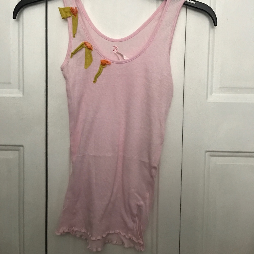 Pink tank top
