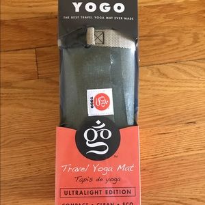 BNIB Yogo travel yoga mat Forrest green