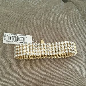 PROM! 🪩NWT Gold and Crystal Stretch Four Row Bracelet✨