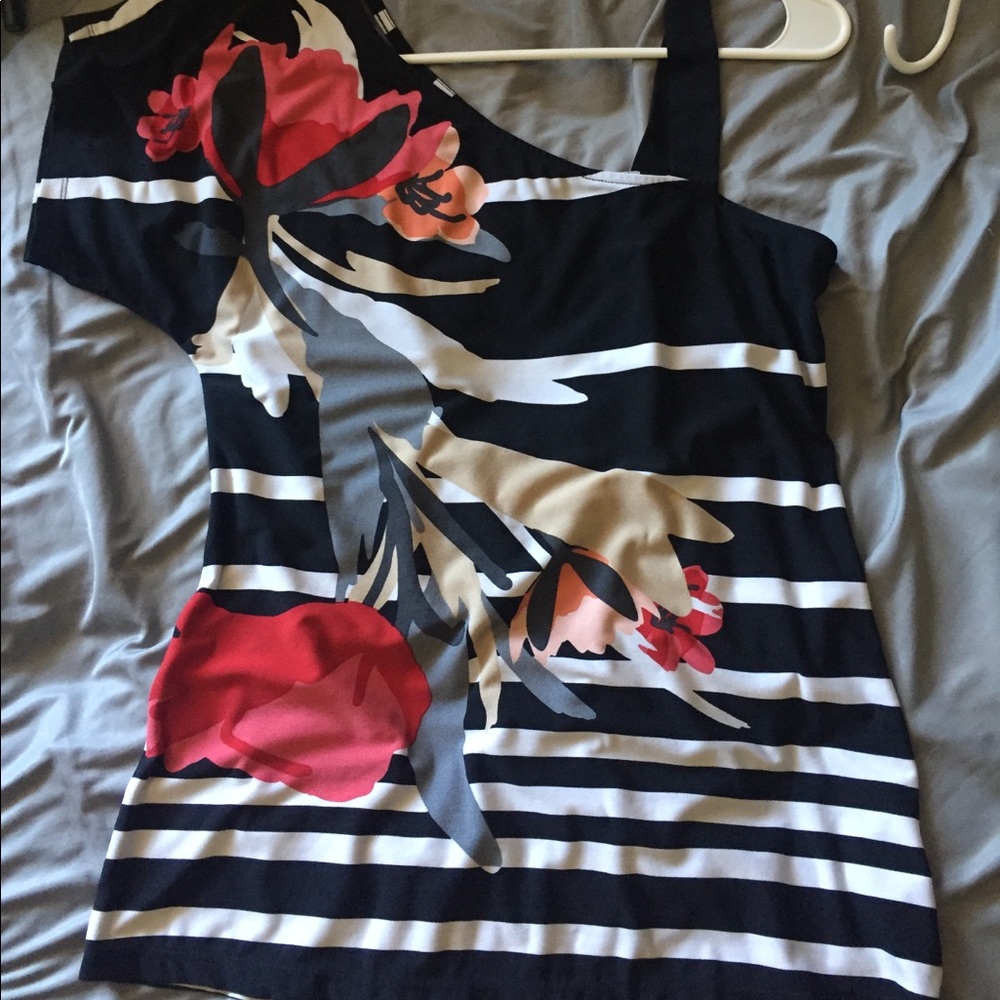 Wear to work top