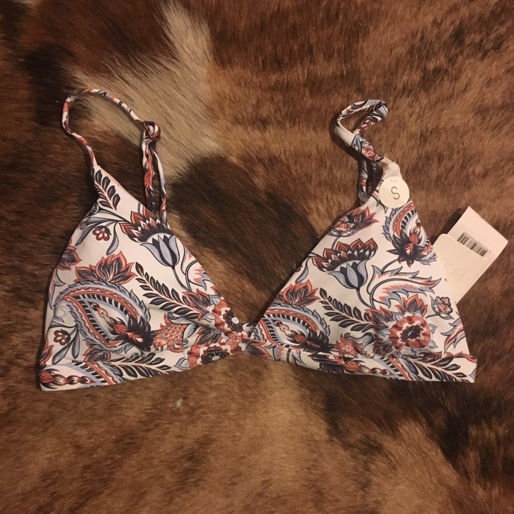 NWT Floral Print Bikini Top