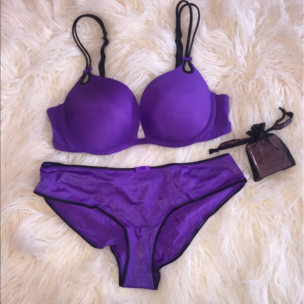 Victoria’s Secret Gorgeous Push Up Bra