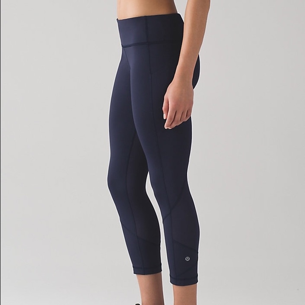 New Lululemon Pace Rival Crop size 6