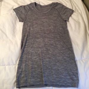 Lululemon Swiftly short-sleeve size 6