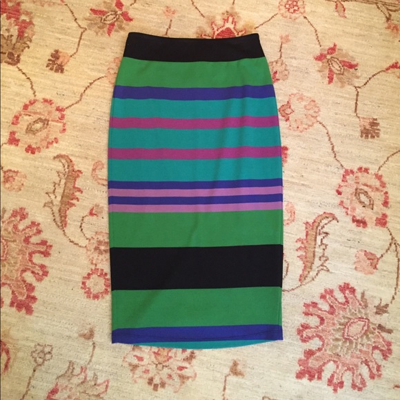 Silence and Noise XS multicolor pencil skirt - Picture 1 of 3