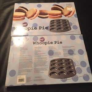WHOOPIE PIE BAKING PANS
