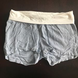 Old Navy maternity linen shorts