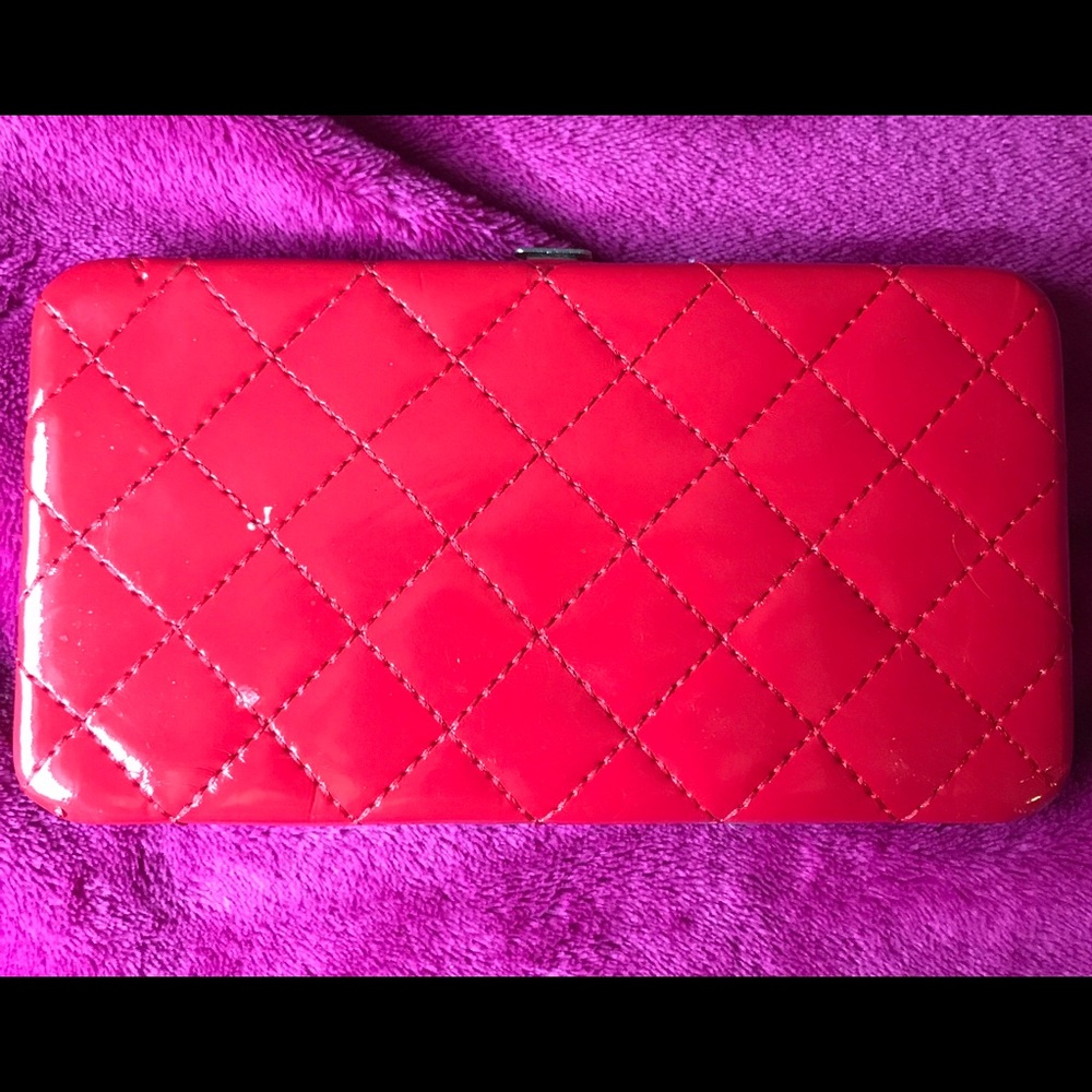 Clutch wallet