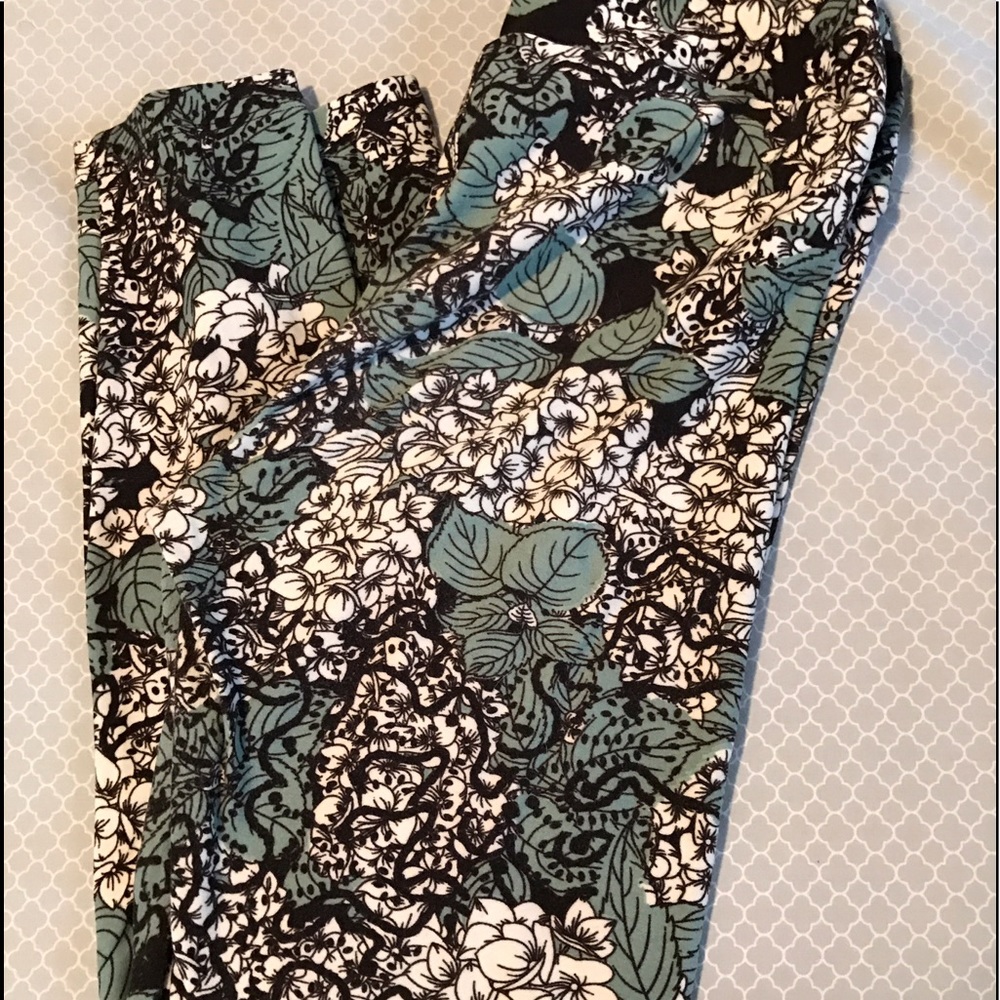 Lularoe OS Leggings