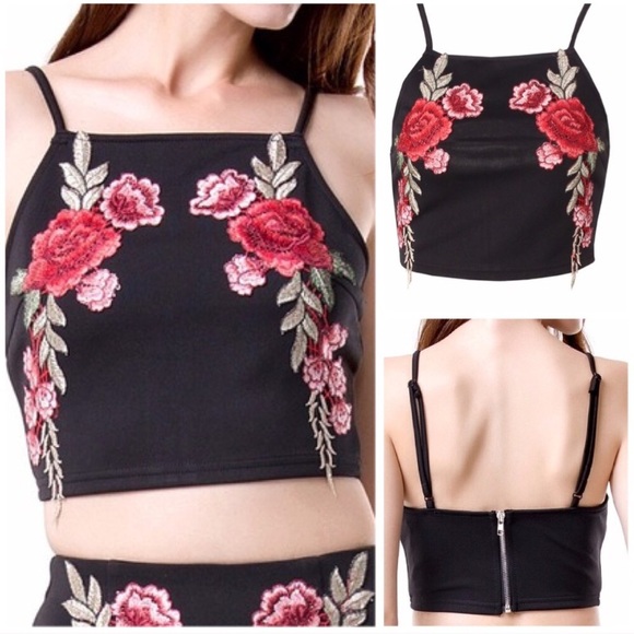 NEW | Black Rose embroidered crop tank - Picture 2 of 3