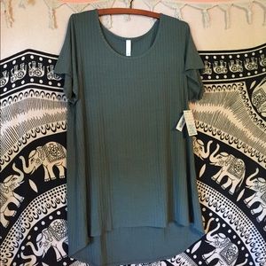 LulaRoe Classic T