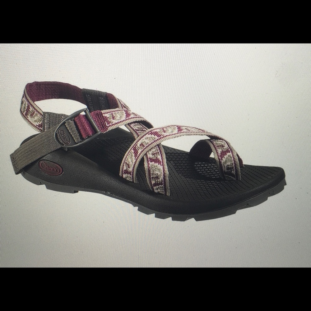 chaco size 8. perfect condition
