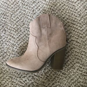 Beige booties