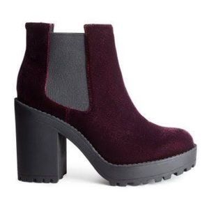 H+M Burgundy Velvet Ankle Platform Booties sz 9.5