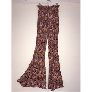 Wide leg floral pants from Zara