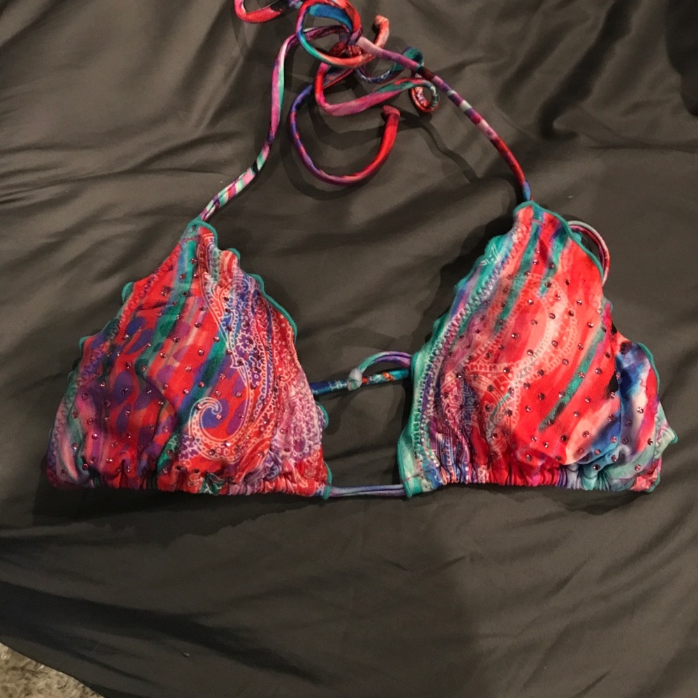 BATHING SUIT TOP