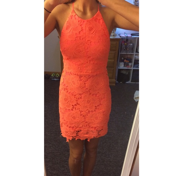 Summer dress - Picture 1 of 3