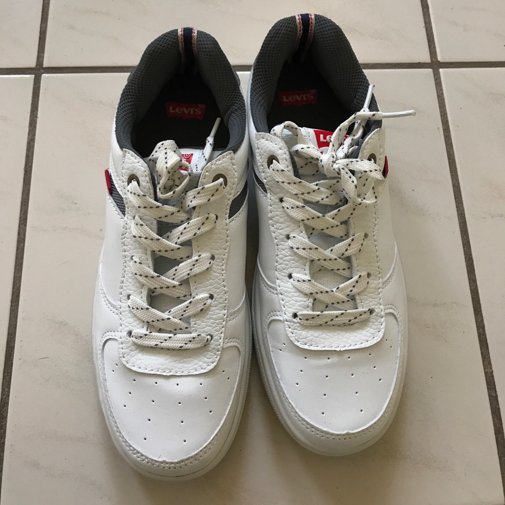 🔶White Levi Shoes