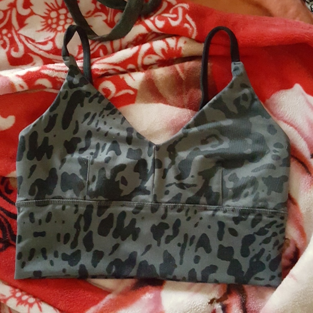 Lululemon bra
