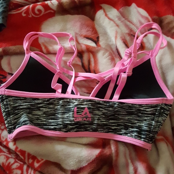 Brand nwt la.gear sports bra - Picture 2 of 2